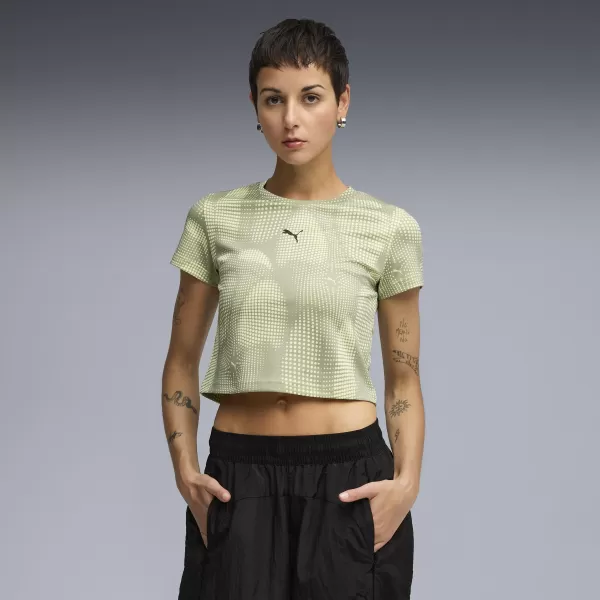  Dámské triko PUMA DARE TO AOP BABY TEE 63214582 LUX ARMY 