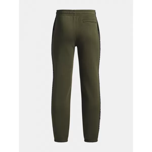  Chlapecké tepláky UNDER ARMOUR B ICON FLC JOGGER TAPING 1390294-391 ZELENÁ 