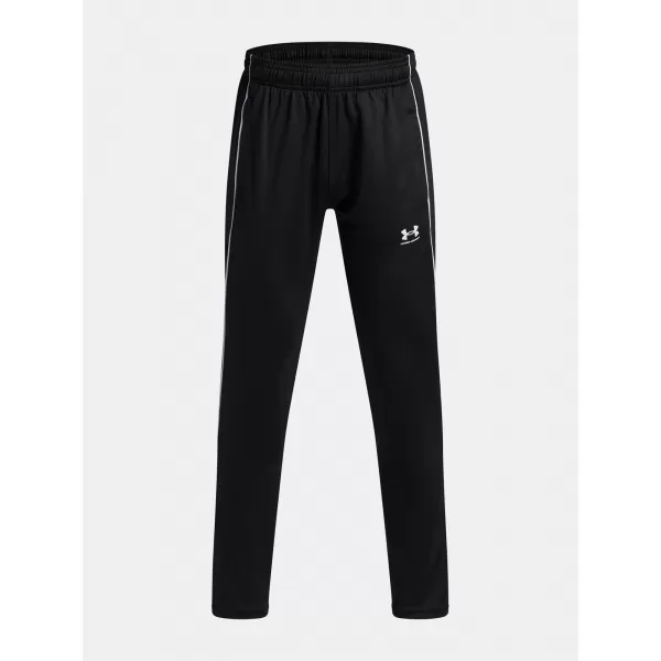  Chlapecké sportovní kalhoty UNDER ARMOUR UA B CHALLENGER TRAINING P 6004081-001 ČERNÁ 
