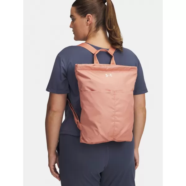  Dámský batoh UNDER ARMOUR UA STUDIO LITE BACKPACK 1388909-696 RŮŽOVÁ 