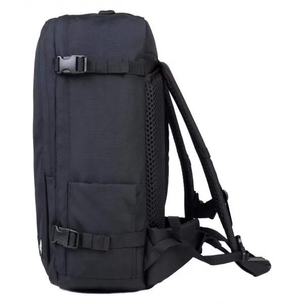  Batoh CABINZERO CLASSIC PRO 42L ABSOLUTE BLACK 