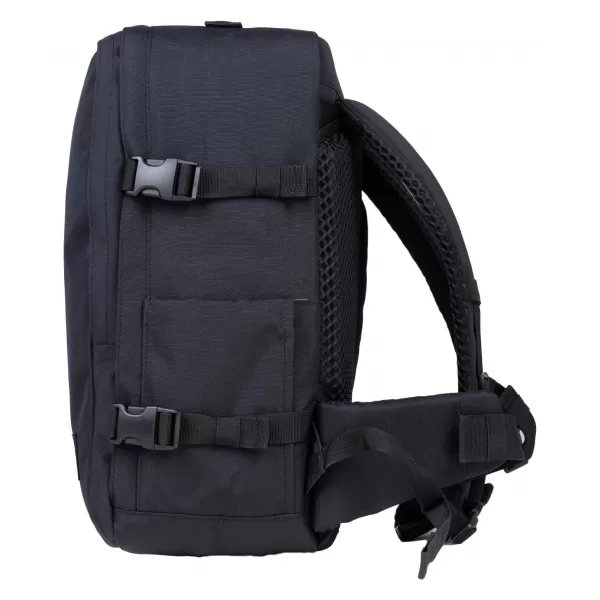  Batoh CABINZERO CLASSIC PRO 32L ABSOLUTE BLACK 