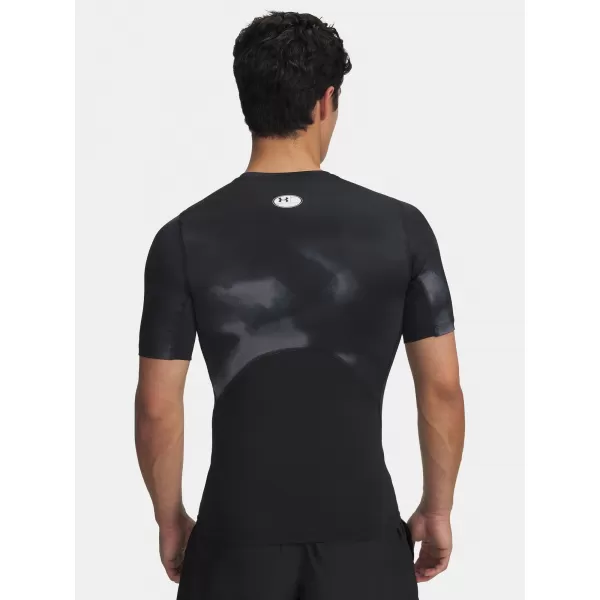  Pánské triko UNDER ARMOUR UA HG ARMOUR PRINTED SS 1383321-003 ČERNÁ 
