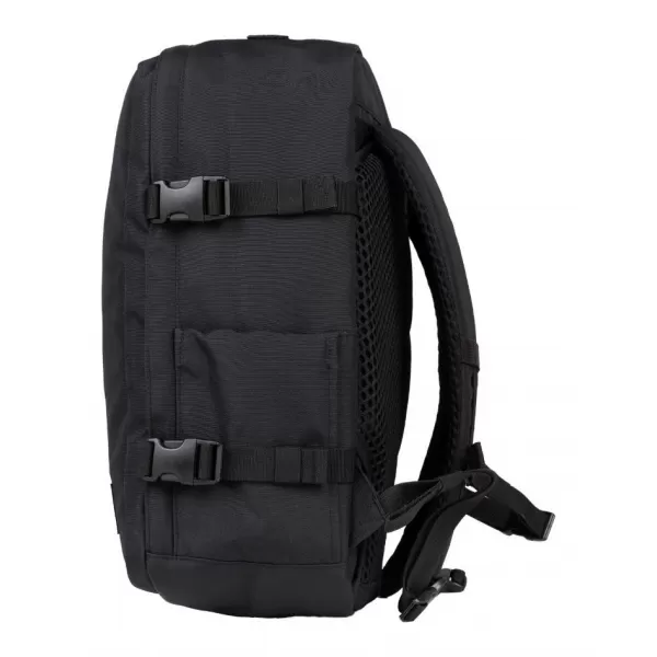  Batoh CABINZERO CLASSIC PLUS 32L ABSOLUTE BLACK 