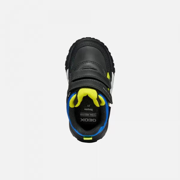  Chlapci první kroky GEOX TREKKYUP ABX B566LB0MEFUC9299 ČERNÁ 