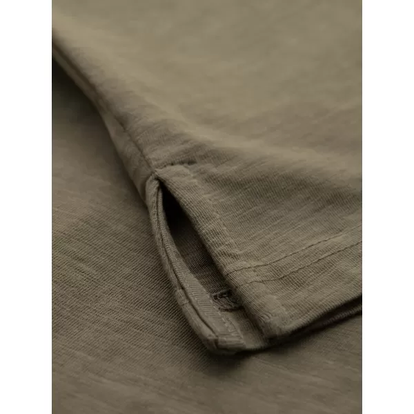  Pánské triko s límečkem OMBRE OM-POWS-0142 DARK OLIVE 