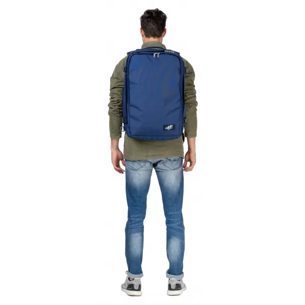  Batoh CABINZERO CLASSIC PRO 42L NAVY 