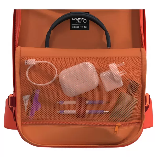  Batoh CABINZERO CLASSIC PRO 32L TOMATO FESTIVAL 