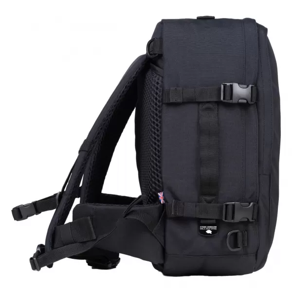 Batoh CABINZERO CLASSIC PRO 32L ABSOLUTE BLACK 