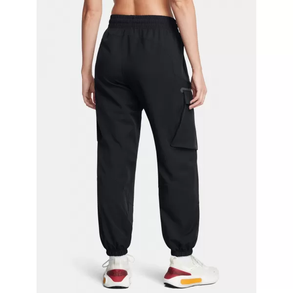  Dámské sportovní kalhoty UNDER ARMOUR UNSTOPPABLE CARGO PANT 1386481-001 ČERNÁ 