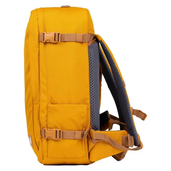  Batoh CABINZERO CLASSIC PRO 42L ORANGE CHILL 