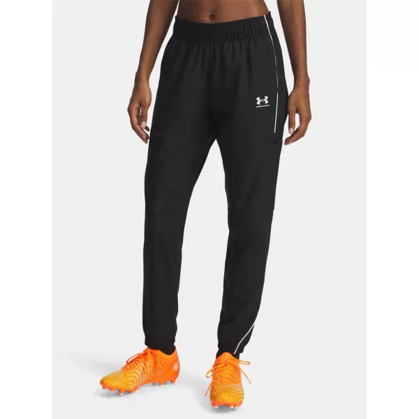  Dámské sportovní kalhoty UNDER ARMOUR UA W CHALLENGER WARMUP PANTS 6004076-001 ČERNÁ 