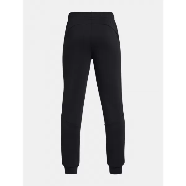  Chlapecké tepláky UNDER ARMOUR UA B UNSTOPPABLE FLC JOGGER 1386689-001 ČERNÁ 