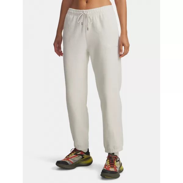  Dámské tepláky UNDER ARMOUR ICON TERRY VARSITY JOGGER 6004858-110 BÍLÁ 