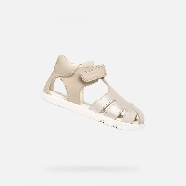  Dívčí sandály GEOX SANDAL STEPPIEUP B656QA0CR85C5000 BÉŽOVÁ 