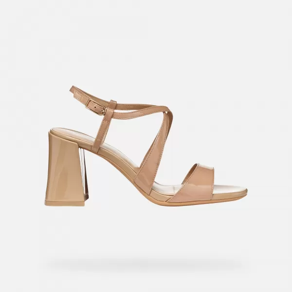  Dámské sandály GEOX NEW ERAKLIA 80 T01 G012894 SVĚTLE HNĚDÁ 