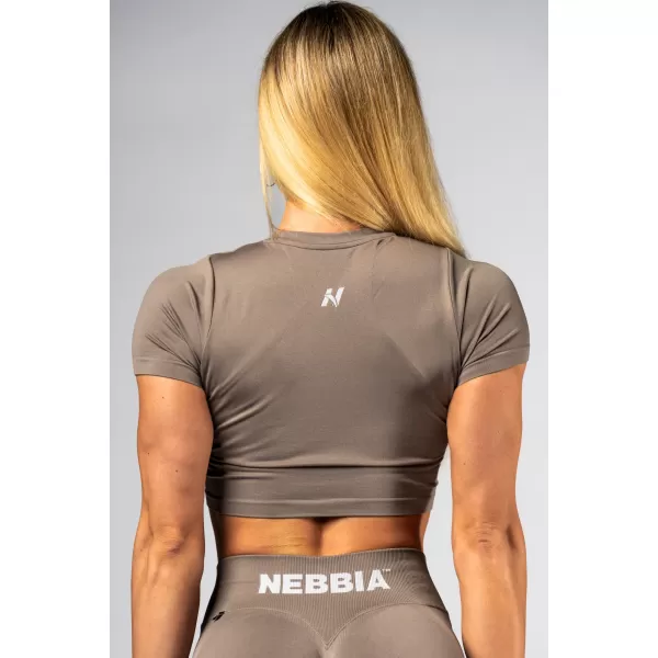  NEBBIA Seamless crop top s krátkým rukávem POWER 891 LIGHT BROWN ASH 