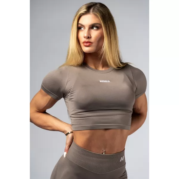  NEBBIA Seamless crop top s krátkým rukávem POWER 891 LIGHT BROWN ASH 