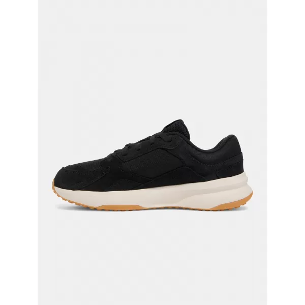  Pánské boty UNDER ARMOUR EDGE SUEDE 3027731-001 ČERNÁ 
