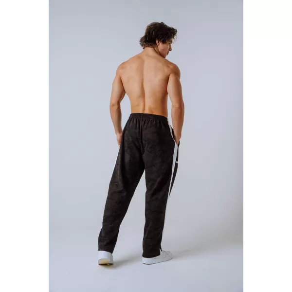  NEBBIA Relaxed fit tepláky POWER 904 DARK BROWN CAMO 