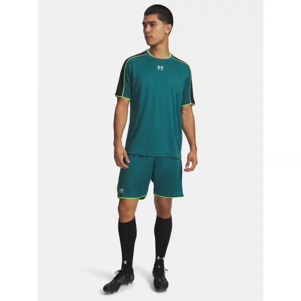  Pánské kraťasy UNDER ARMOUR  6009896-338 ZELENÁ 