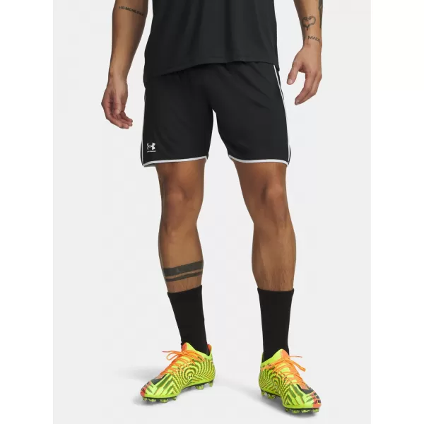  Pánské kraťasy UNDER ARMOUR M CHALLENGER TRAIN SHORT 6009896-001 ČERNÁ 