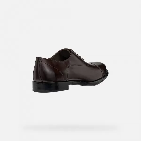  Pánské společenské boty GEOX BARBERIGO G014409 TMAVĚ HNĚDÁ 
