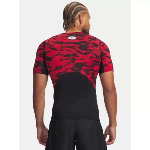  Pánské triko UNDER ARMOUR HG PRINTED SS 6009657-002 ČERNÁ 