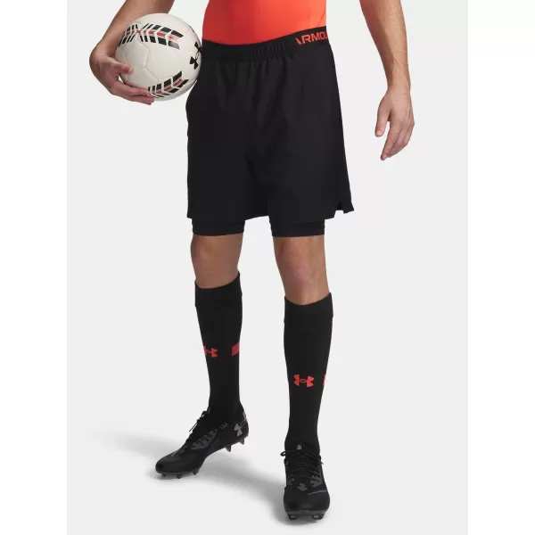  Pánské kraťasy UNDER ARMOUR VANISH WOVEN 2IN1 STS 1373764-008 ČERNÁ 
