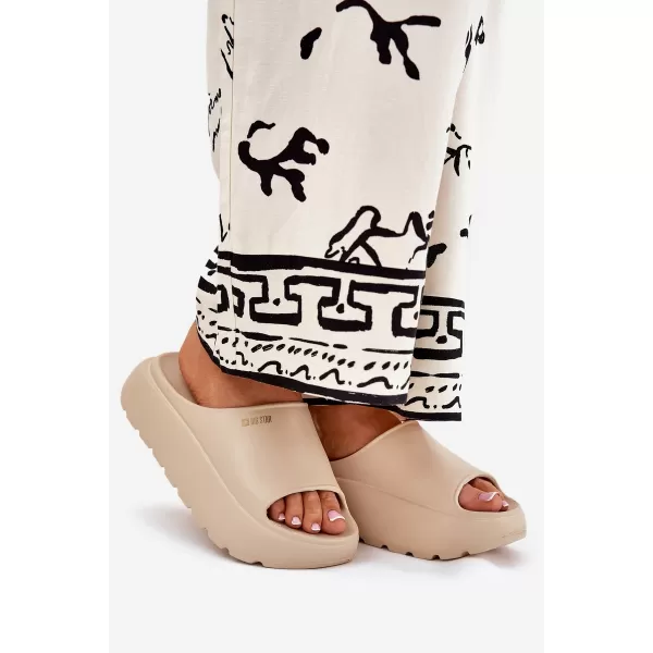  Dámské pantofle BIG STAR RR274A569 BEIGE 