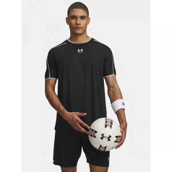  Pánské triko UNDER ARMOUR M CHALLENGER TRAIN SS 6009875-001 ČERNÁ 