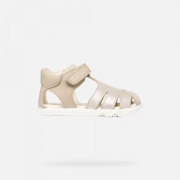  Dívčí sandály GEOX SANDAL STEPPIEUP B656QA0CR85C5000 BÉŽOVÁ 