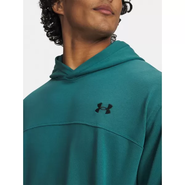  Pánská mikina UNDER ARMOUR UA RIVAL LW HOODIE 6012335-338 ČERNÁ 