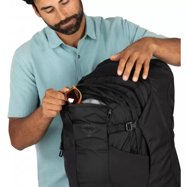  Pánský cestovní batoh OSPREY FARPOINT 55 BLACK 