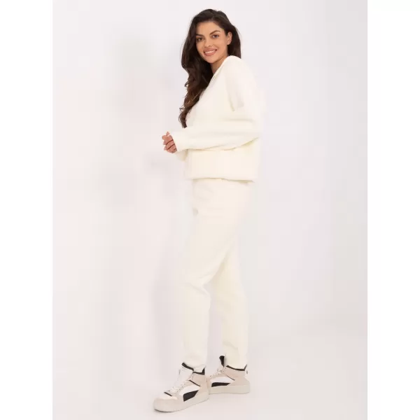  Dámský set FACTORY PRICE MBM-KMPL-30817.17 ECRU 
