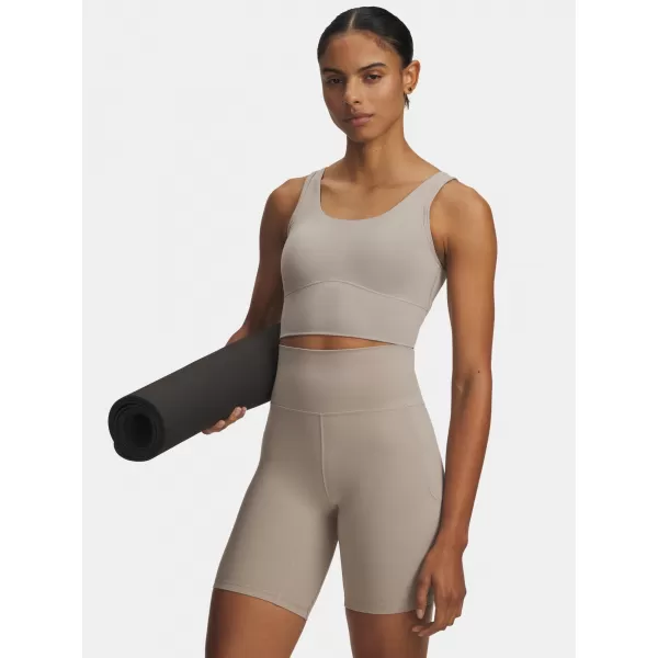  Dámské tílko UNDER ARMOUR MERIDIAN FITTED CROP TANK 1379153-203 HNĚDÁ 
