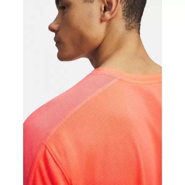  Pánské triko UNDER ARMOUR VELOCITI REFLCT SS 6009518-824 ORANŽOVÁ 