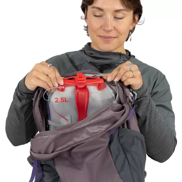 Turistický batoh OSPREY HIKELITE 28 GRAPHITE PURPLE 