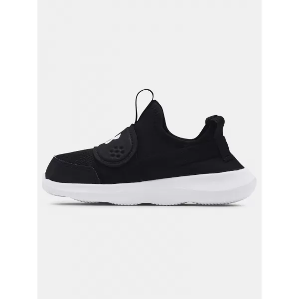  Chlapecké boty UNDER ARMOUR BINF RUNPLAY 3024212-001 ČERNÁ 