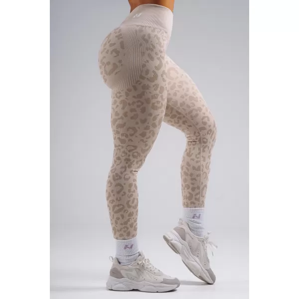  Kompresní push-up legíny s leopardím vzorem NEBBIA PRIMAL 849 CREAM LEOPARD 