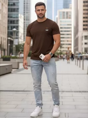 Pásnké triko DSTREET HNĚDÁ