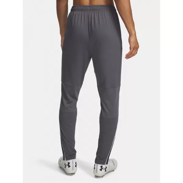  Pánské sportovní kalhoty UNDER ARMOUR M CHALLENGER TRAINING PN 6004044-025 ŠEDÁ 