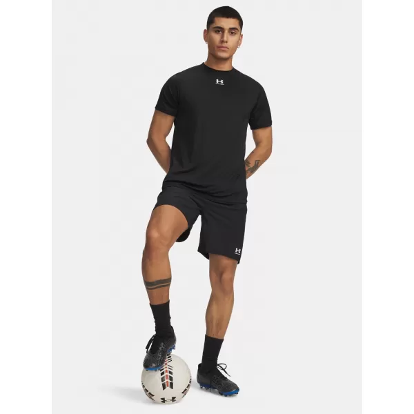  Pánské kraťasy UNDER ARMOUR M CHALLENGER PRO SHORTS 6009621-008 ČERNÁ 