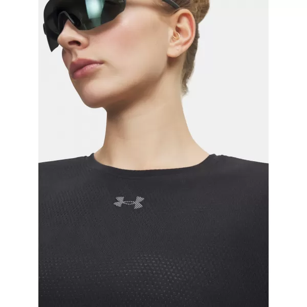  Dámské triko UNDER ARMOUR VELOCITI SHORTSLEEVE 6009540-001 ČERNÁ 