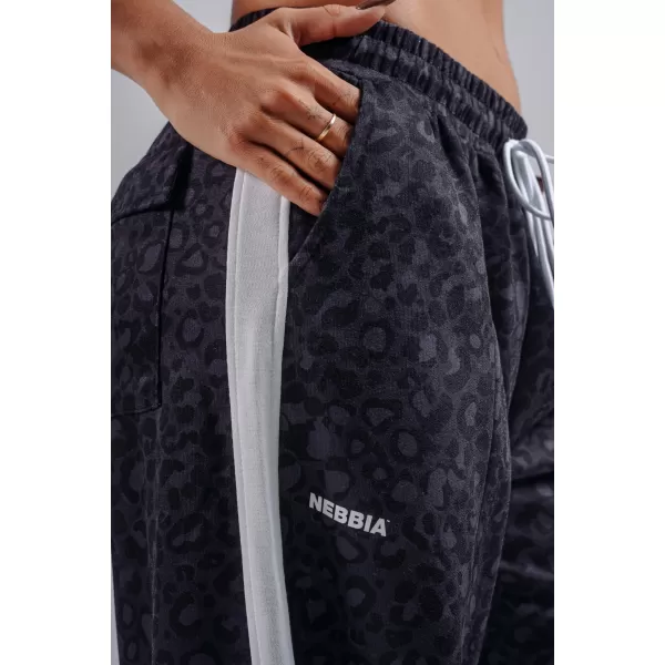  Baggy tepláky s leopardím vzorem NEBBIA PRIMAL 865 BLACK LEOPARD 