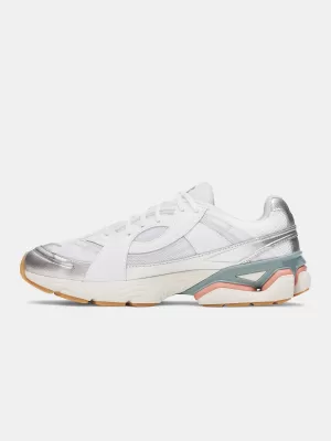 Boty UNDER ARMOUR SOLA 6005284-102 BÍLÁ