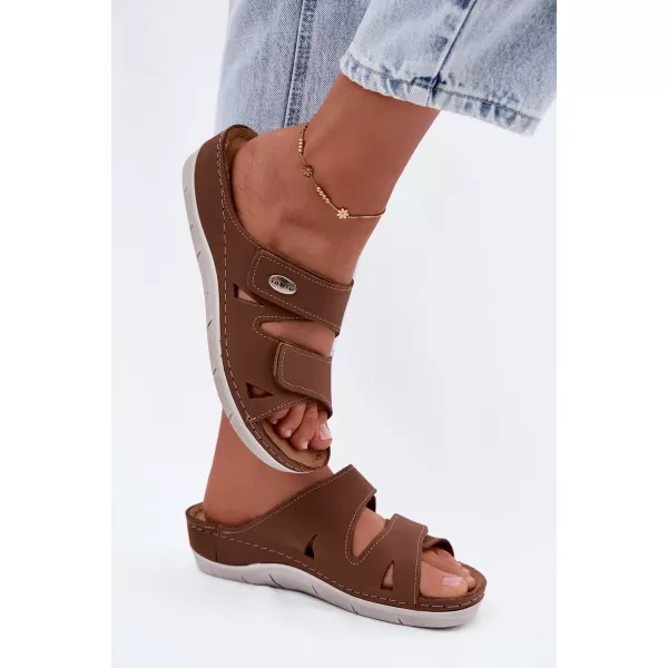  Dámské pantofle INBLU OE0001GU CAMEL 