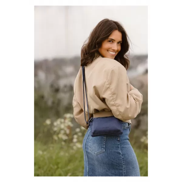  Crossbody taška ENRICO BENETTI Zoë 66919 INDIGO 
