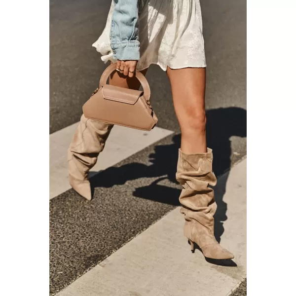  Dámské kozačky BOTO CLS-652 BEIGE 