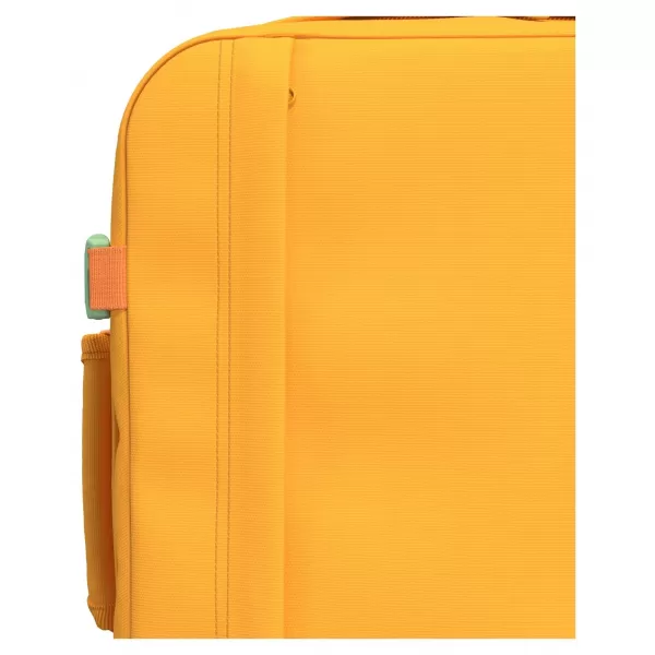  Batoh CabinZero Classic 28L HONEYCOMB 
